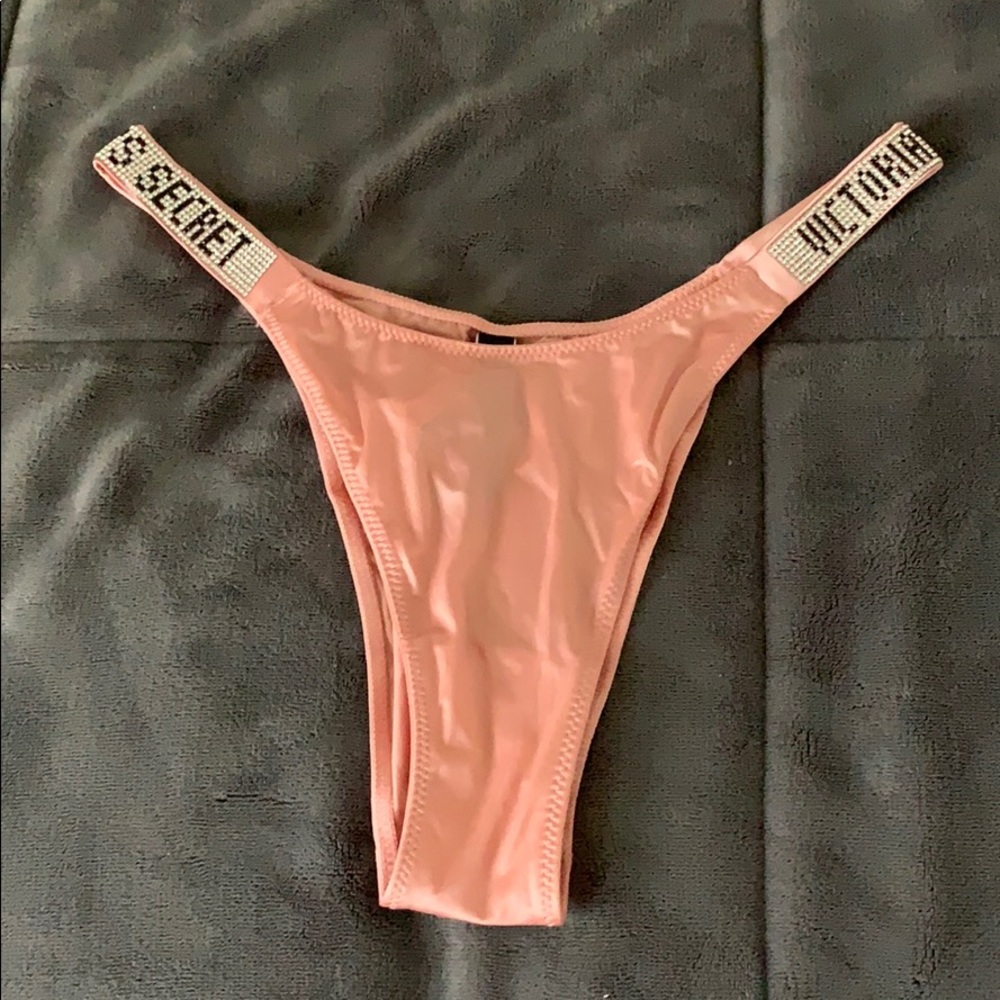 VS Very Sexy Brazilian